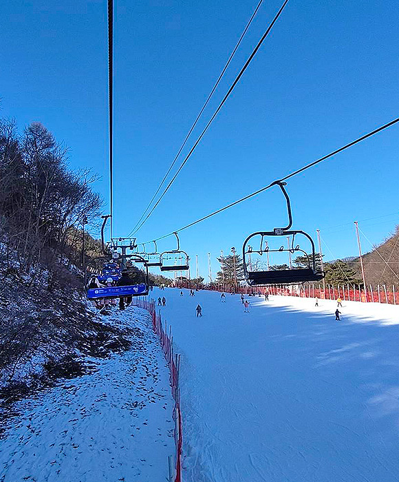 伊利希安江村滑雪場